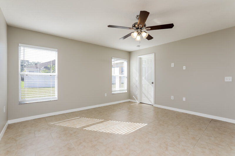 0/Mo, 356 Black Springs Ln Winter Garden, FL 34787 Main Bedroom View