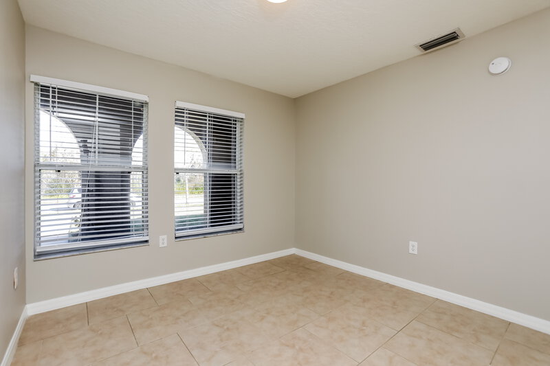 0/Mo, 356 Black Springs Ln Winter Garden, FL 34787 Bedroom View 3