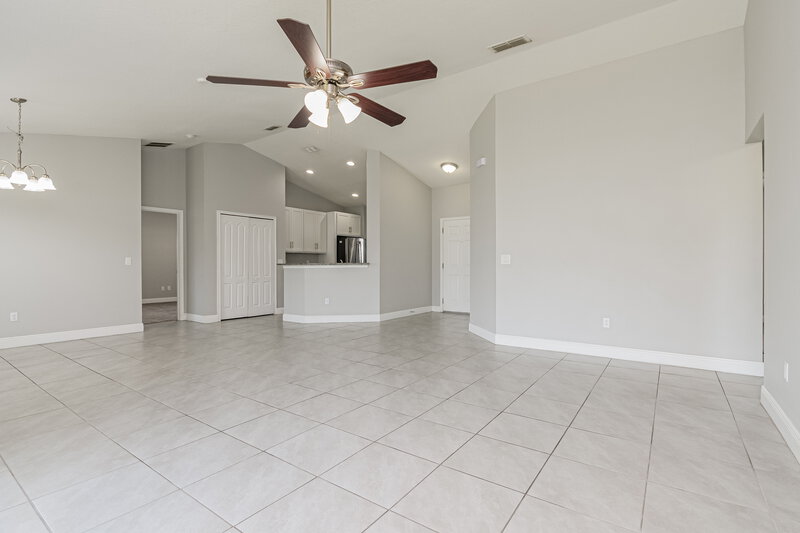 2,040/Mo, 437 Britten Dr Kissimmee, FL 34758 Living Room View 2