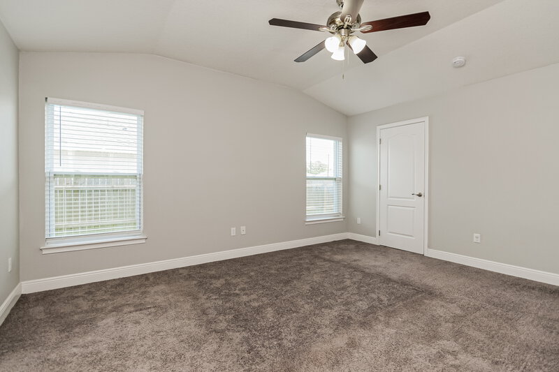 2,040/Mo, 437 Britten Dr Kissimmee, FL 34758 Main Bedroom View 2