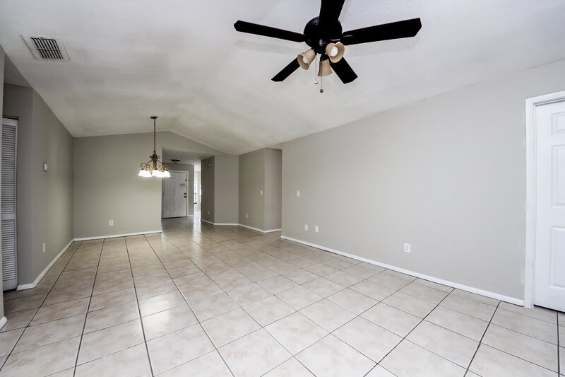 2,110/Mo, 1483 Tamra Ct Kissimmee, FL 34744 Living Room View