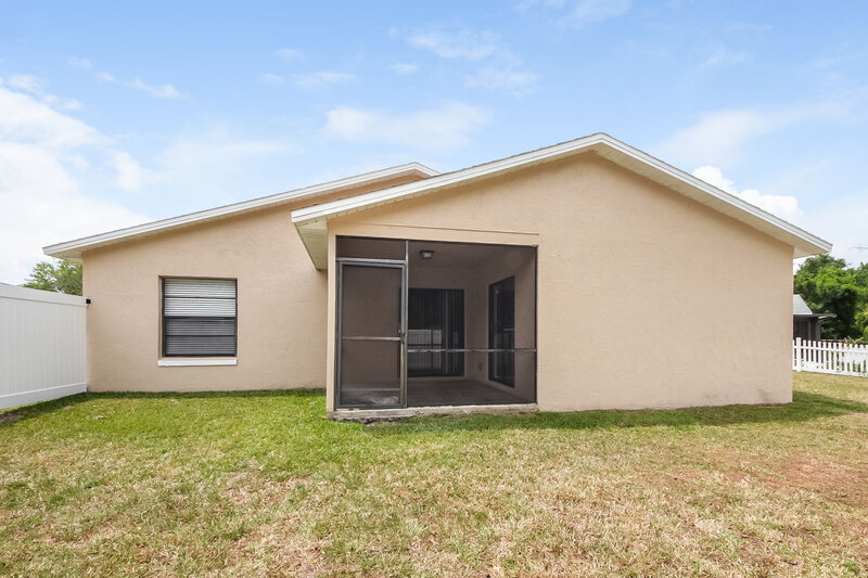 2,110/Mo, 1483 Tamra Ct Kissimmee, FL 34744 Rear View 2