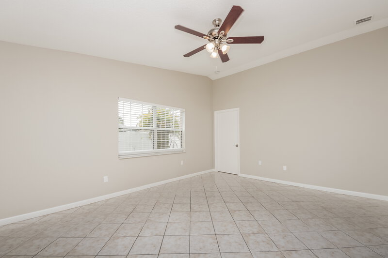 2,335/Mo, 12127 Dakota Woods Ln Orlando, FL 32824 Family Room View 2