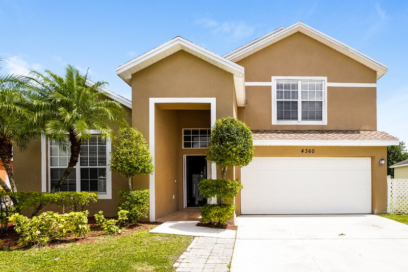2,420/Mo, 4360 Spring Blossom Dr Kissimmee, FL 34746 External View