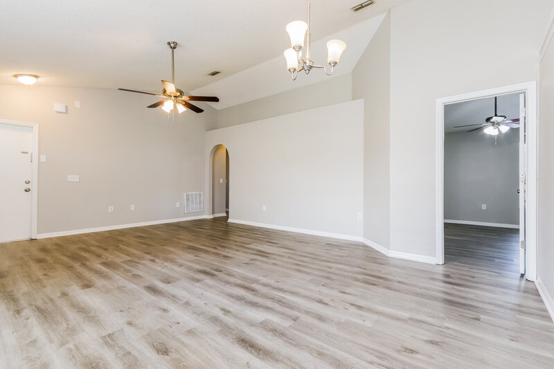 2,300/Mo, 7714 Harbor Bend Cir Orlando, FL 32822 Dining Room View 2