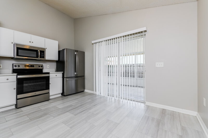 2,300/Mo, 7714 Harbor Bend Cir Orlando, FL 32822 Breakfast Nook View