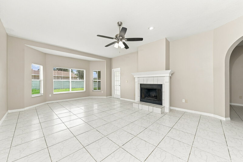2,420/Mo, 131 Harwood Cir Kissimmee, FL 34744 Family Room View