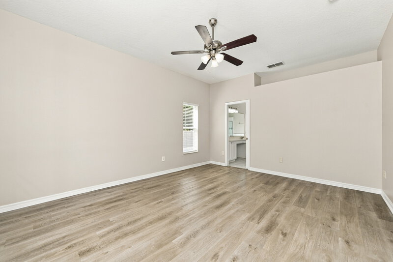 2,420/Mo, 131 Harwood Cir Kissimmee, FL 34744 Primary Bedroom View 2