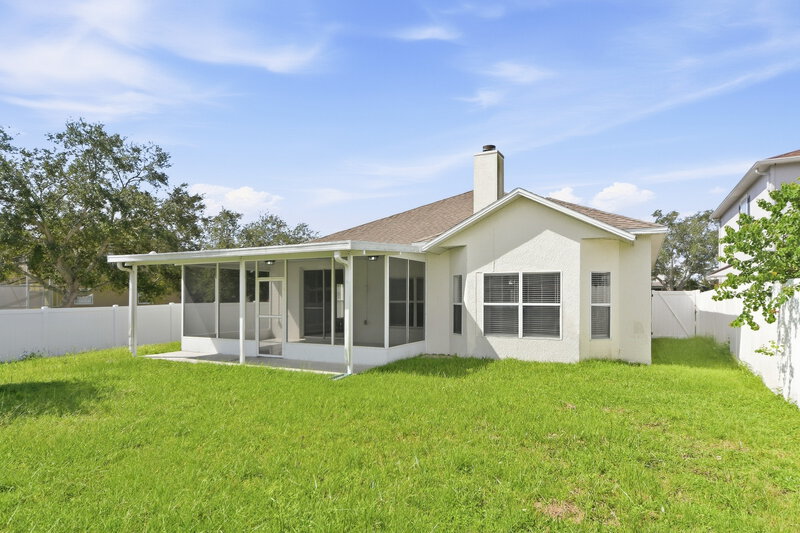 2,420/Mo, 131 Harwood Cir Kissimmee, FL 34744 Backyard View