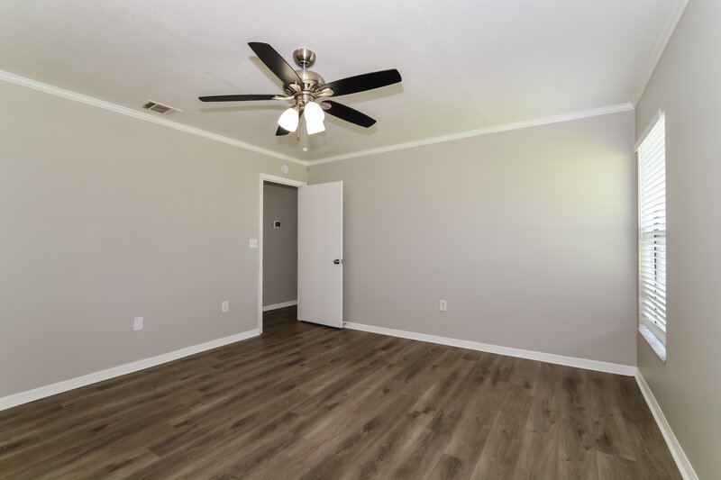 1,820/Mo, 518 Carlsbad Dr Kissimmee, FL 34758 Main Bedroom View 2