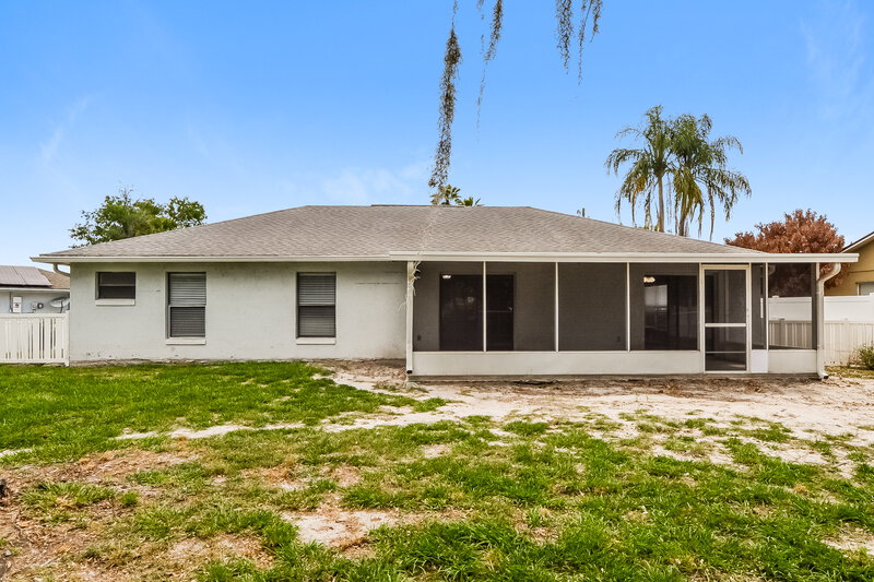 1,820/Mo, 518 Carlsbad Dr Kissimmee, FL 34758 Rear View