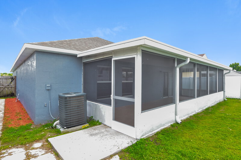 3,470/Mo, 7512 Harbor Bend Cir Orlando, FL 32822 Rear View