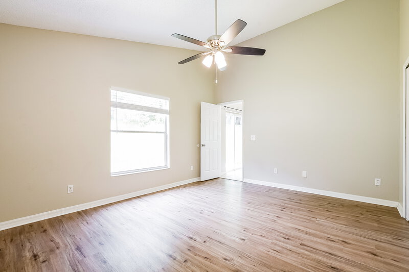 1,995/Mo, 1206 Sheeler Hills Dr Apopka, FL 32703 Main Bedroom View 3