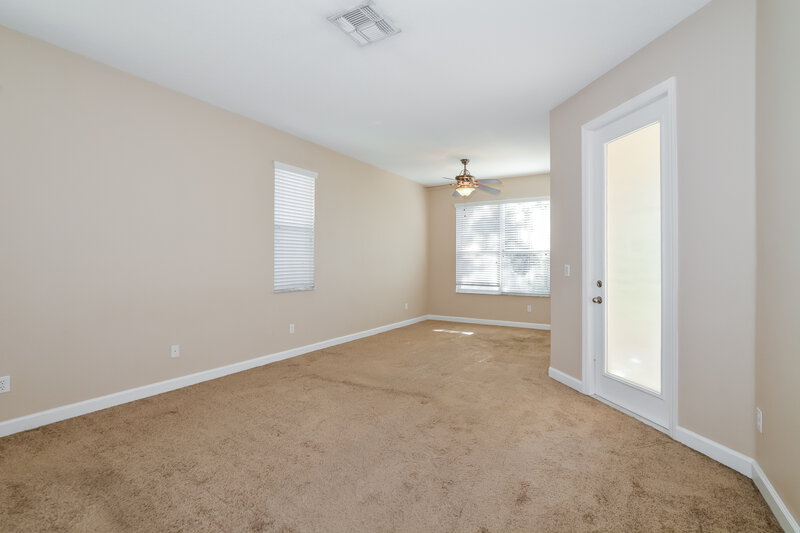 2,945/Mo, 16208 Birchwood Way Orlando, FL 32828 Living Room View 2