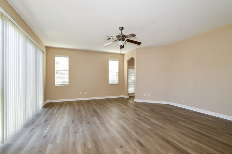 2,945/Mo, 16208 Birchwood Way Orlando, FL 32828 Living Room View 3