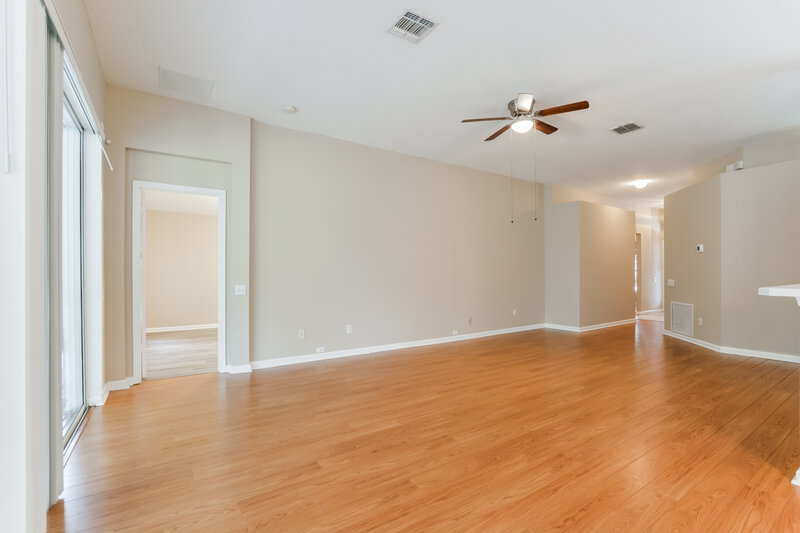 2,350/Mo, 1007 Cinnamon Fern Ct Casselberry, FL 32707 Living Room View