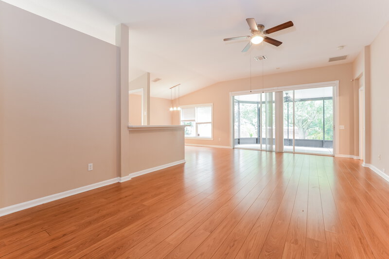 2,350/Mo, 1007 Cinnamon Fern Ct Casselberry, FL 32707 Living Room View 2