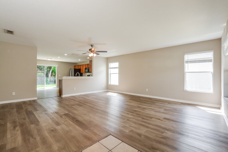 2,245/Mo, 3905 Lone Eagle Pl Sanford, FL 32771 Living Room View