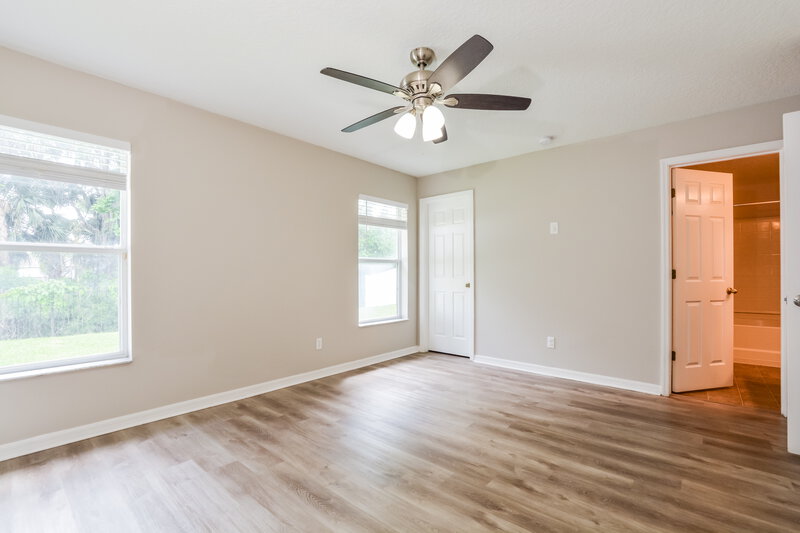 2,245/Mo, 3905 Lone Eagle Pl Sanford, FL 32771 Main Bedroom View 2