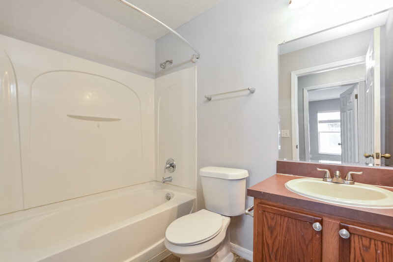 2,245/Mo, 3905 Lone Eagle Pl Sanford, FL 32771 Bathroom View