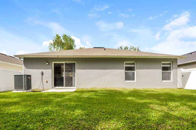 2,245/Mo, 3905 Lone Eagle Pl Sanford, FL 32771 Rear View