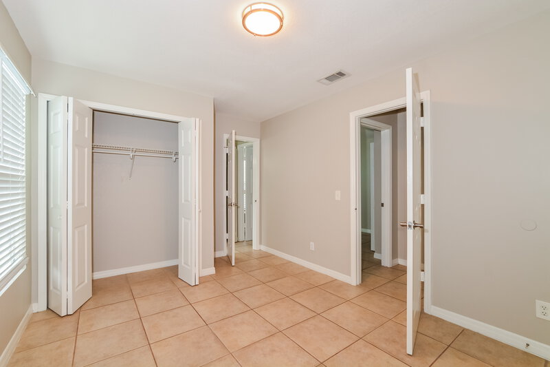 2,270/Mo, 520 Madrigal Ct Orlando, FL 32825 Bedroom View 3