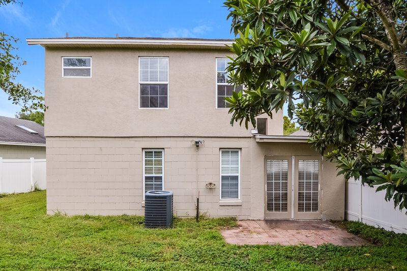 2,270/Mo, 520 Madrigal Ct Orlando, FL 32825 Rear View 2