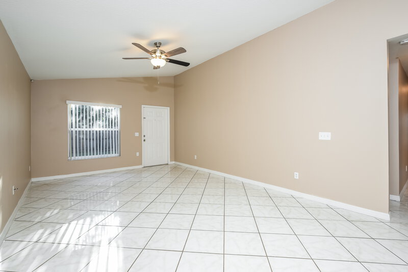 2,435/Mo, 120 Stephen Ave Oviedo, FL 32765 Living Room View
