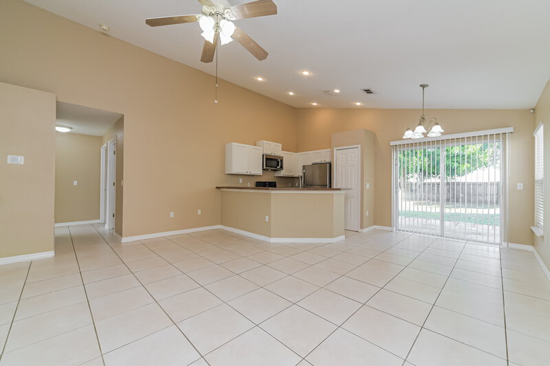 1,760/Mo, 3813 Kyle Dr Saint Cloud, FL 34772 Living Room View 2