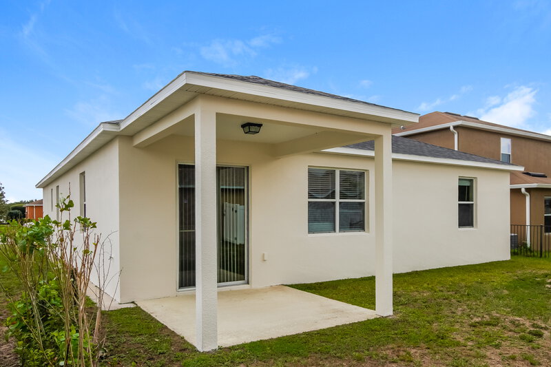 3,370/Mo, 1557 Regent Ct Mount Dora, FL 32757 Rear View