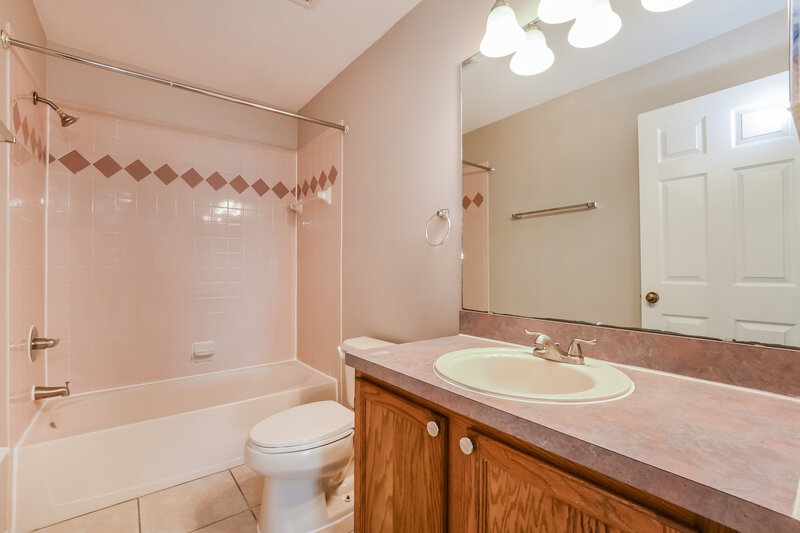 2,890/Mo, 249 Lancer Oak Dr Apopka, FL 32712 Bathroom View