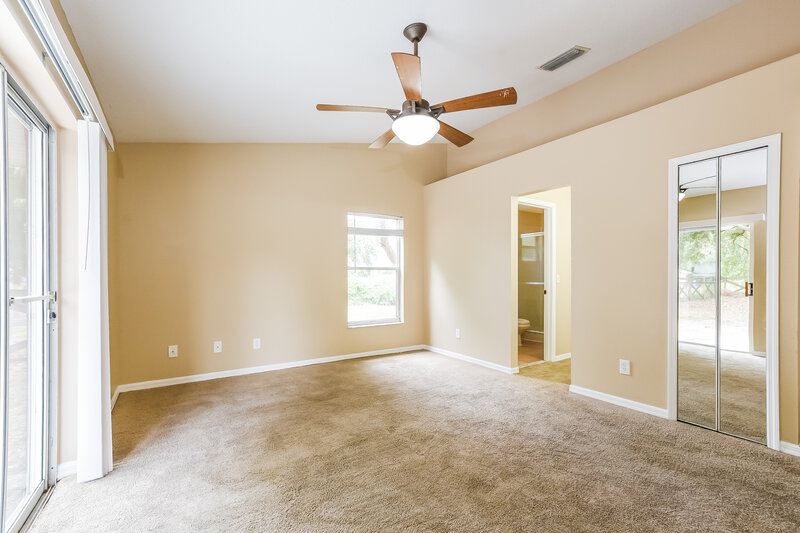 2,010/Mo, 11036 Oswalt Rd Clermont, FL 34711 Main Bedroom View 2