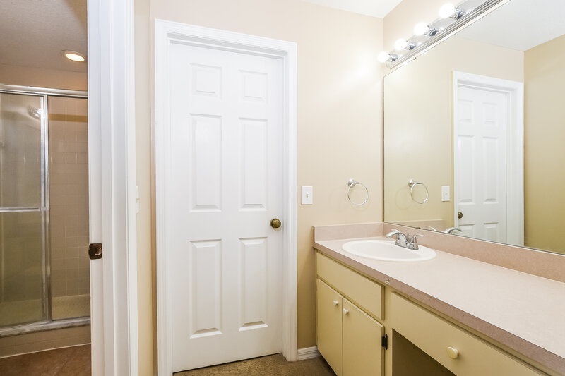2,010/Mo, 11036 Oswalt Rd Clermont, FL 34711 Bathroom View