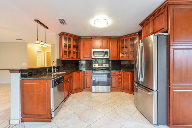 3,570/Mo, 2233 Grand Tree Ct Lake Mary, FL 32746 Kitchen View