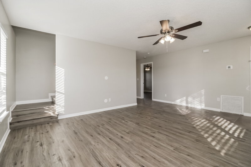 2,410/Mo, 20411 Marlin St Orlando, FL 32833 Living Room View 2