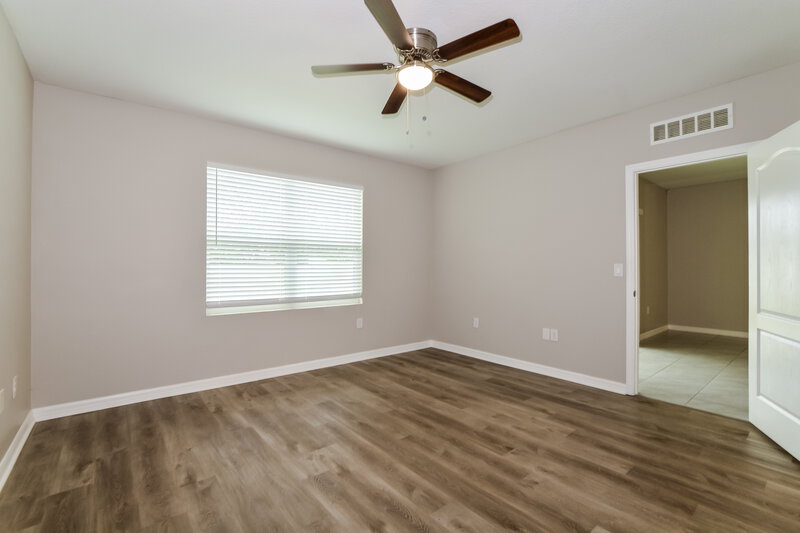 2,430/Mo, 3928 Silverstream Ter Sanford, FL 32771 Main Bedroom View