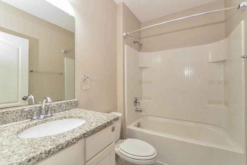2,430/Mo, 3928 Silverstream Ter Sanford, FL 32771 Bathroom View