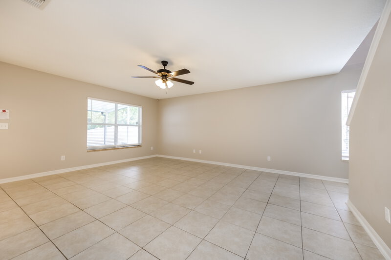 2,455/Mo, 2316 Stone Abbey Blvd Orlando, FL 32828 Living Room View 3
