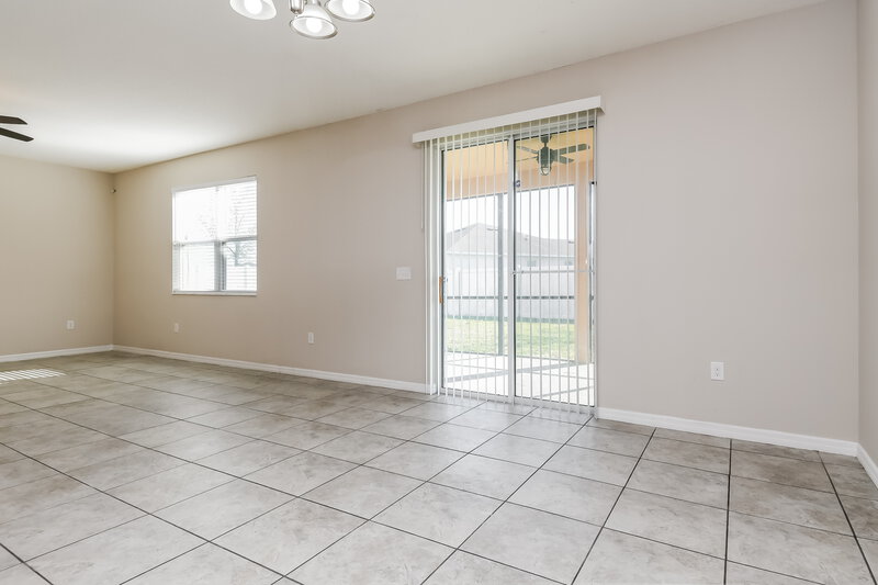 1,935/Mo, 2895 Boating Boulevard Kissimmee, FL 34746 Dining Room View