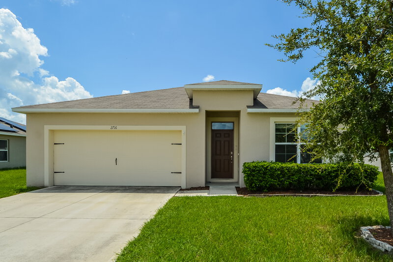 2,030/Mo, 2716 Grand Central Ave Tavares, FL 32778 External View