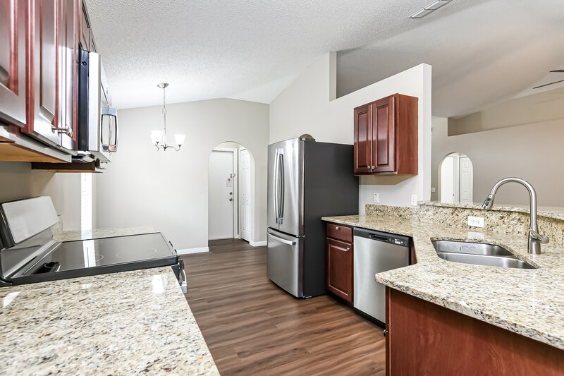 3,220/Mo, 568 Doe Cove Pl Apopka, FL 32703 Kitchen View