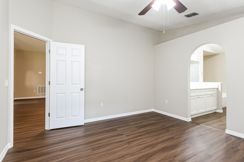 3,220/Mo, 568 Doe Cove Pl Apopka, FL 32703 Main Bedroom View 2