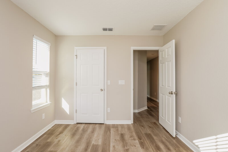 2,940/Mo, 1164 Atlantic Ave Fruitland Park, FL 34731 Bedroom View