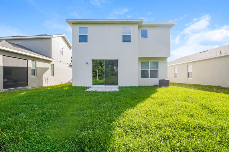 2,940/Mo, 1164 Atlantic Ave Fruitland Park, FL 34731 Rear View