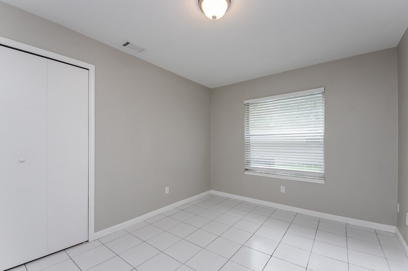 2,250/Mo, 2976 Oaktree Dr Kissimmee, FL 34744 Bedroom View 2
