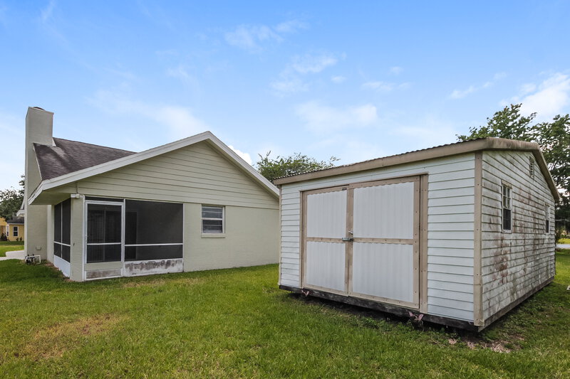 2,250/Mo, 2976 Oaktree Dr Kissimmee, FL 34744 Rear View 2