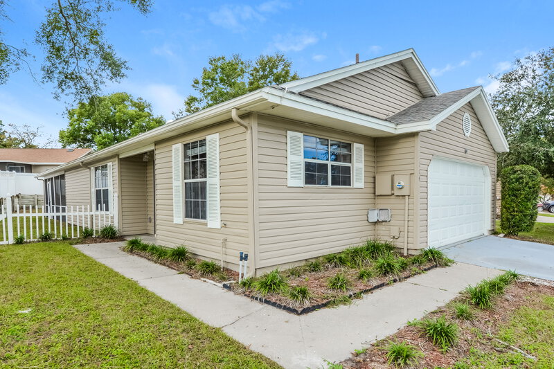 2,270/Mo, 114 Meadow Blvd Sanford, FL 32771 Front View