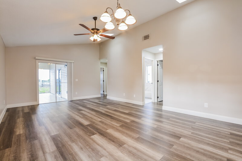 2,270/Mo, 114 Meadow Blvd Sanford, FL 32771 Dining Room View