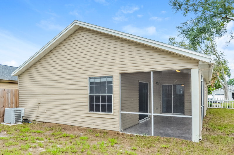 2,270/Mo, 114 Meadow Blvd Sanford, FL 32771 Rear View
