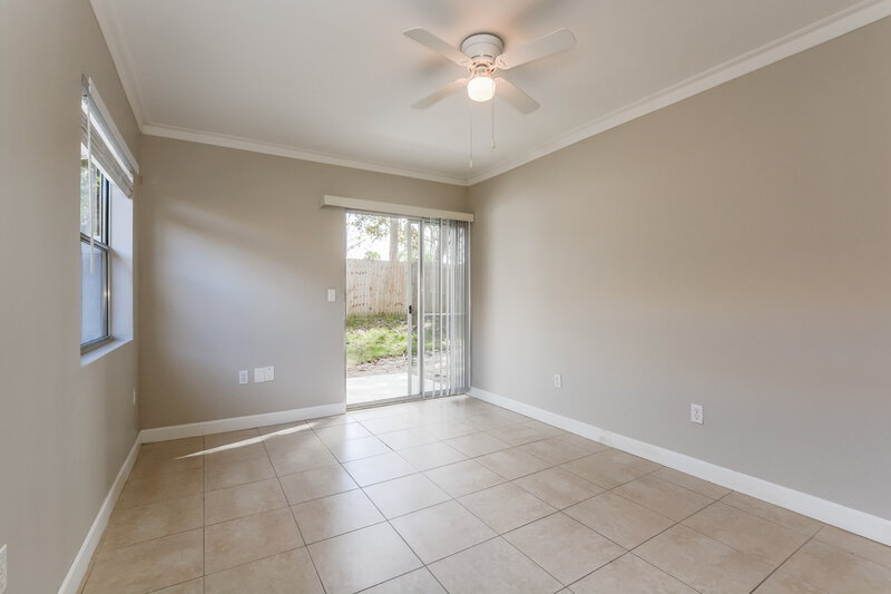 2,135/Mo, 1200 La Mesa Ave Winter Springs, FL 32708 Living Room View 2